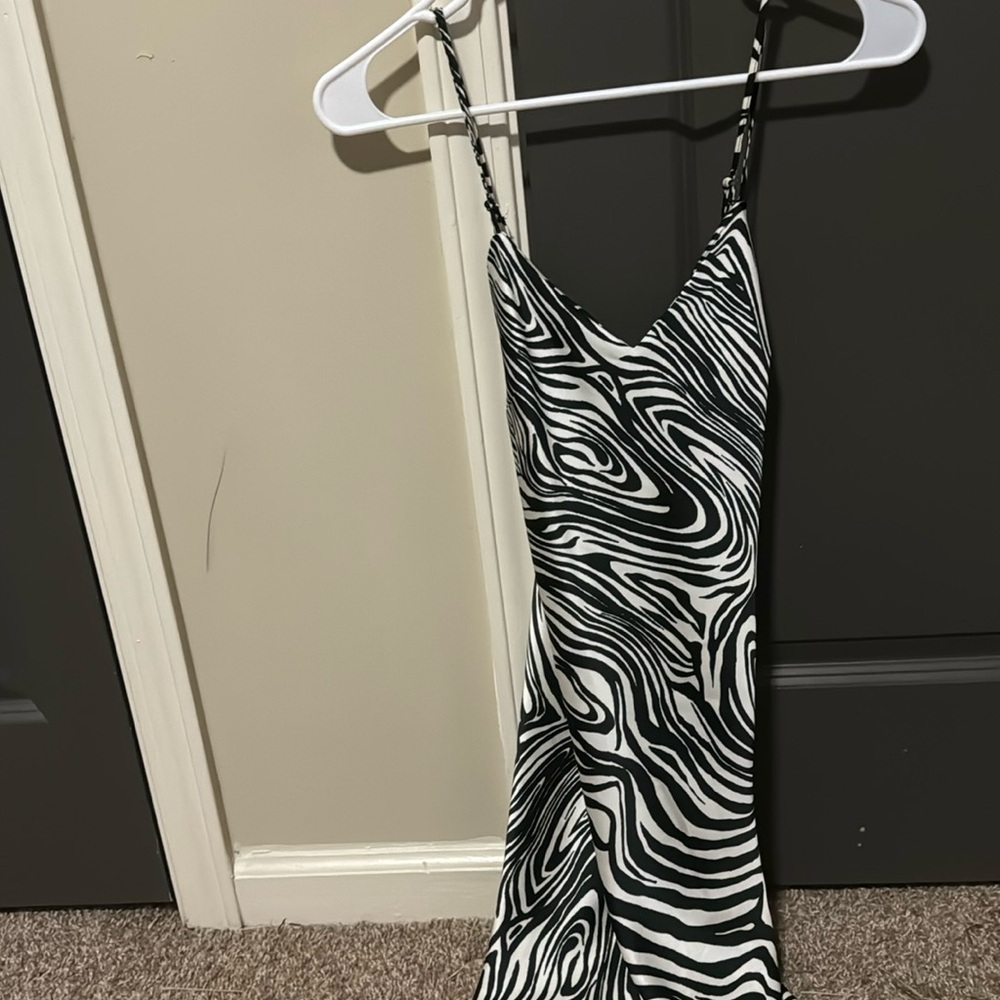 Spaghetti strap dress. Worn once. Price is negotiable